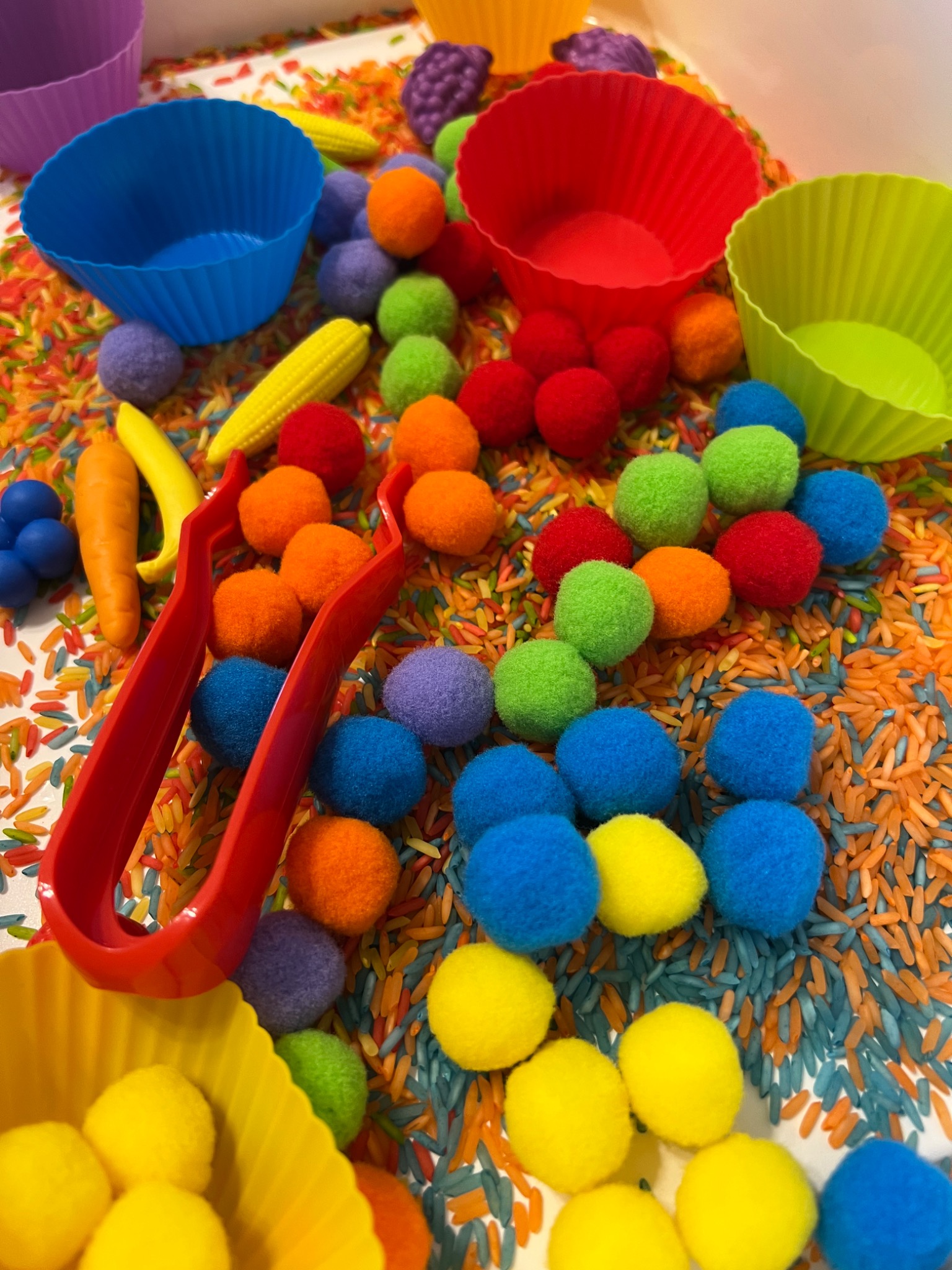 Scoop & Sort Pour & Explore Kit